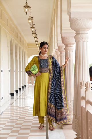 Golden Bloom Light Green Kurta with Navy Dupatta