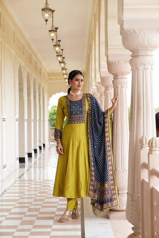 Golden Bloom Light Green Kurta with Navy Dupatta