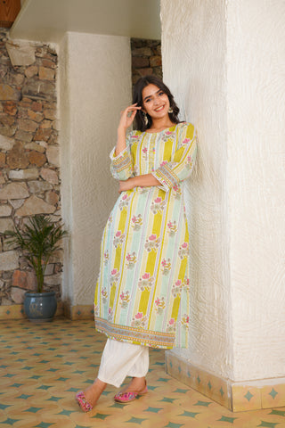 Women Yellow Floral Print Long Kurta