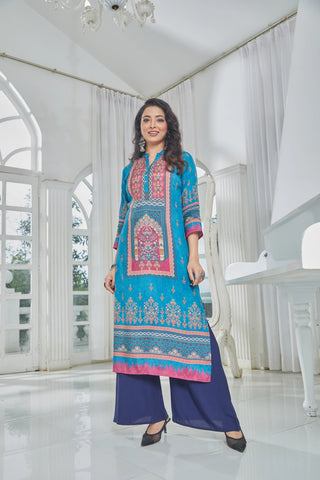 Lenzing Kurti with High Collar and V-Neck Opening