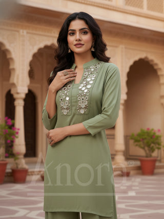 linen coord set by Anora