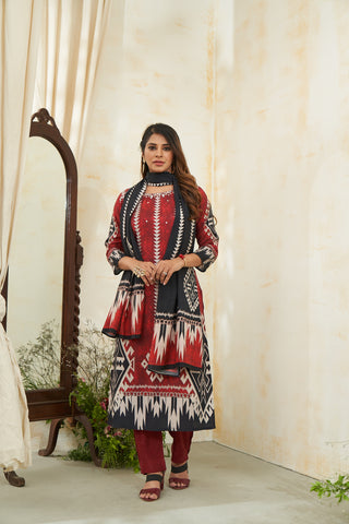 Geometric Harmony Kurta Set